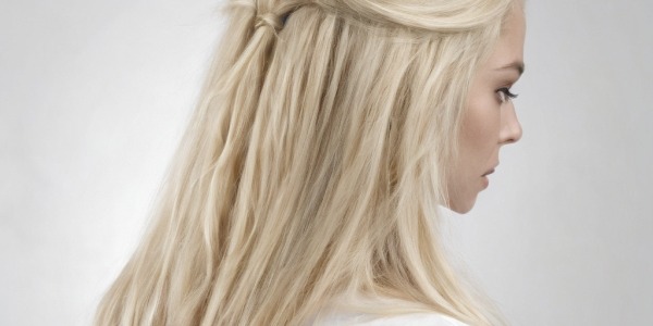 Faire une couleur blonde sur des mèches blondes